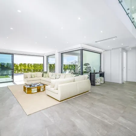 Villa Opala By